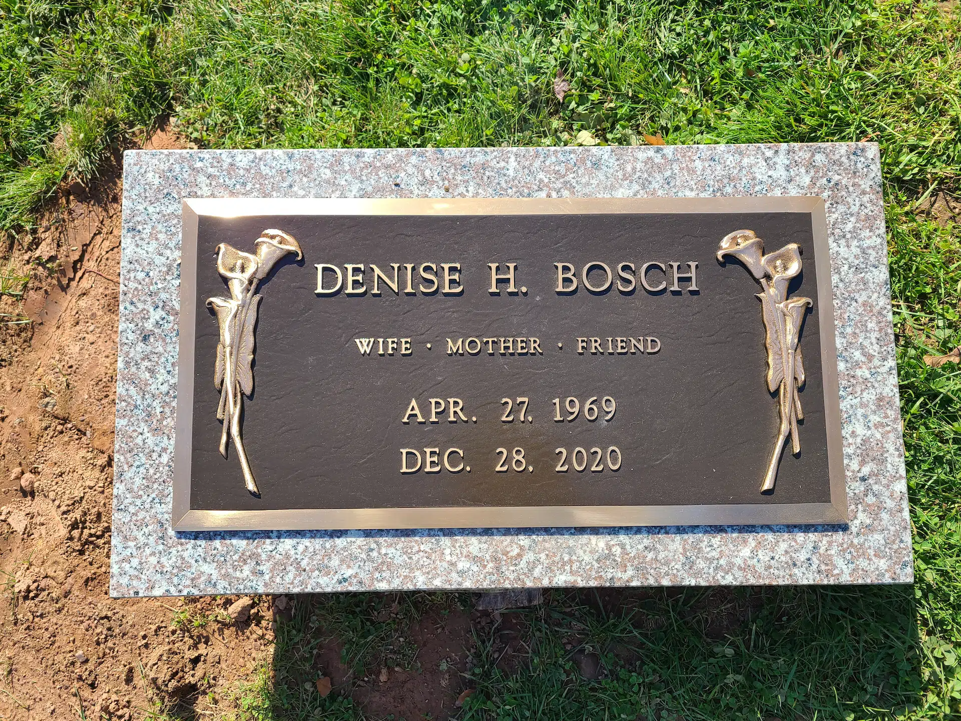 Bronze Memorial Plaque hand-carved by NJ Memorial Plaques in NJ — image 4
