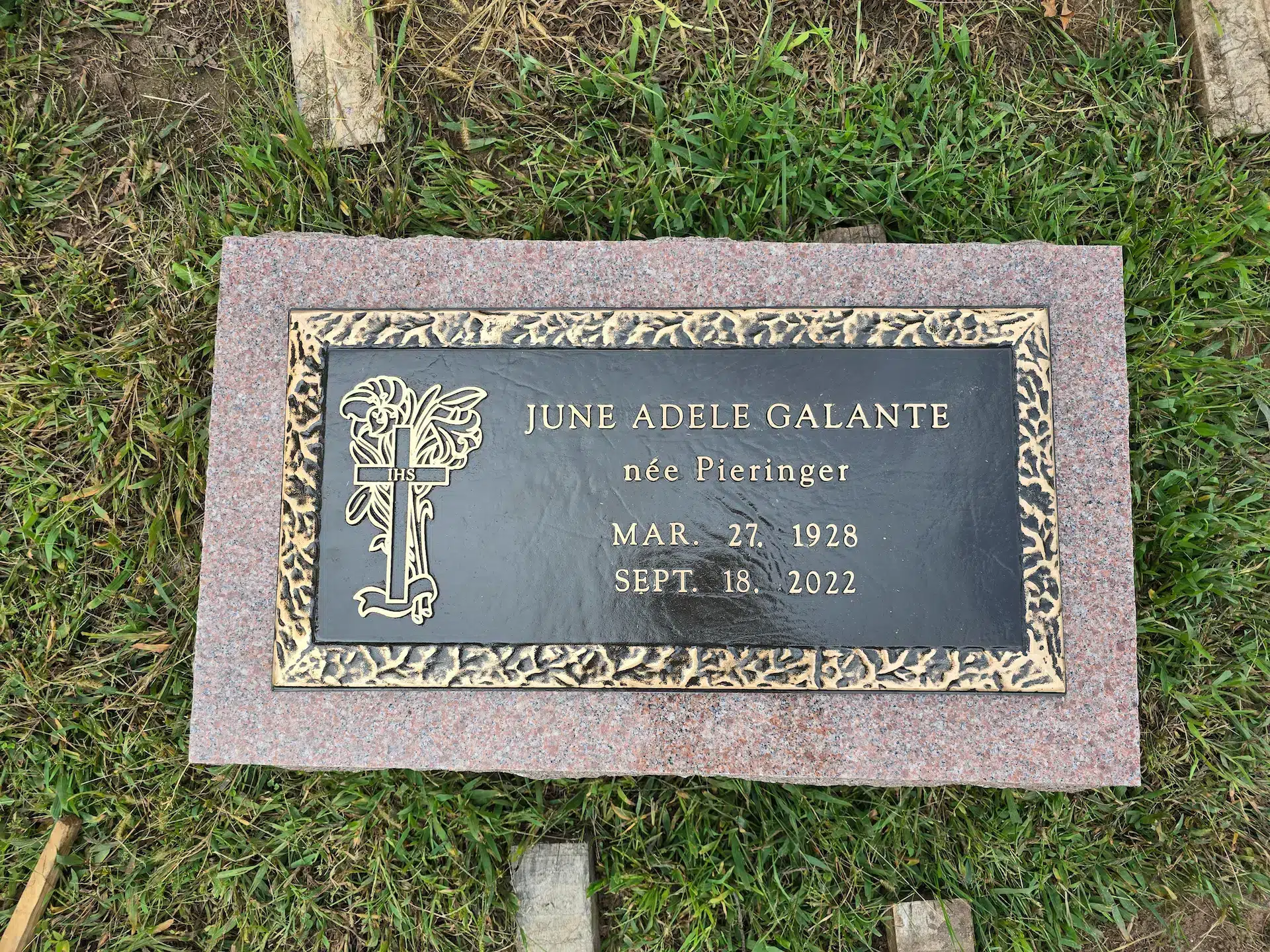 Bronze Memorial Plaque hand-carved by NJ Memorial Plaques in NJ — image 4